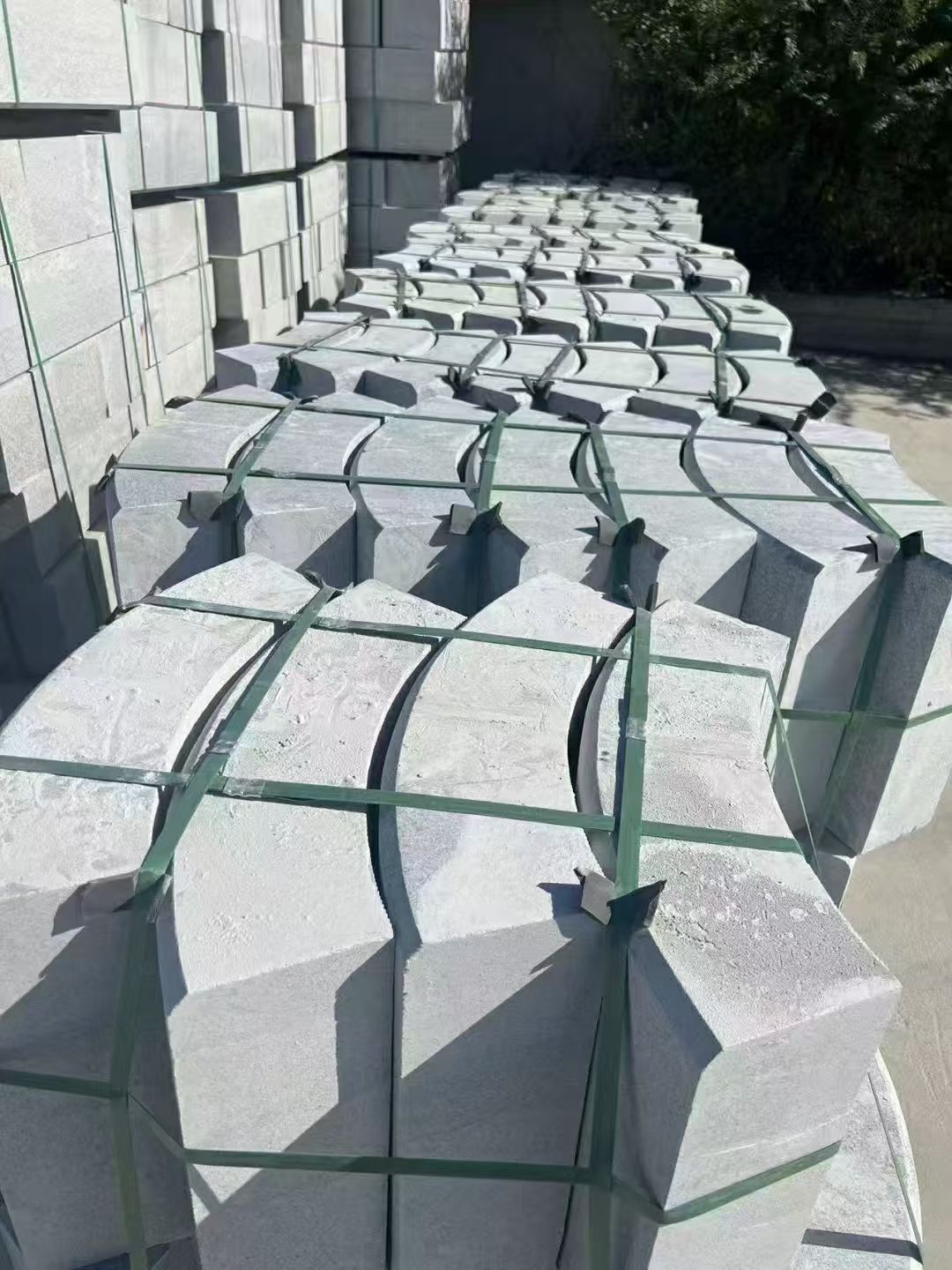 大同 芝麻灰弧形路沿石